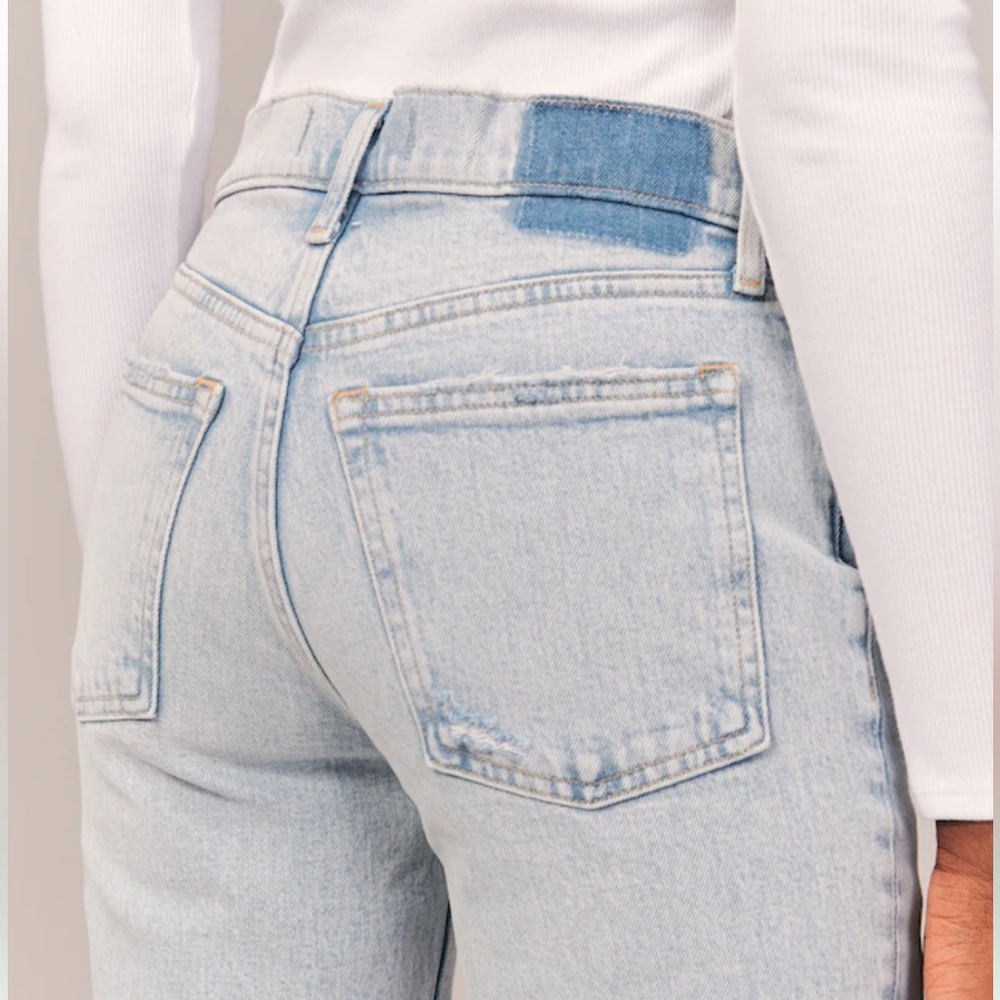 Abercrombie Low Rise 90s Straight Leg Jean / Sz 28